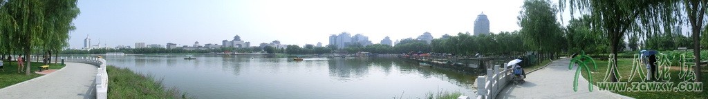 如鱼得水  1361636324莲花池碧波.JPG