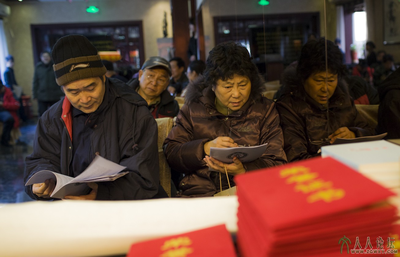 等待领奖 (1).jpg