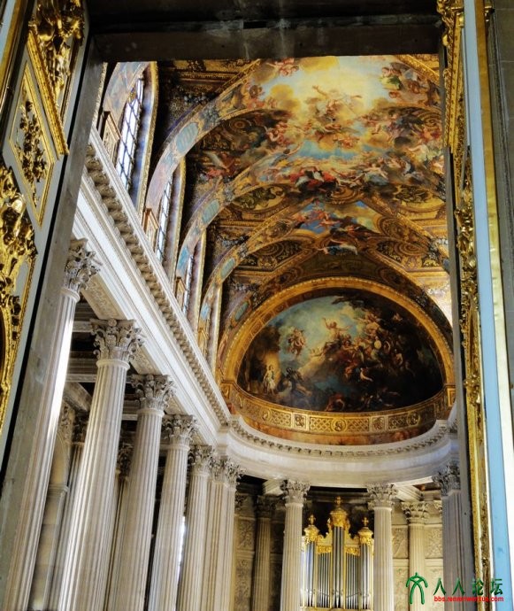 凡赛尔宫 穹顶的绘画.jpg