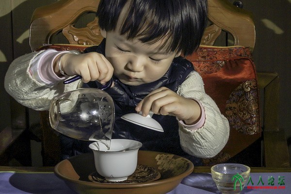 我和爸爸学茶艺（两岁半）